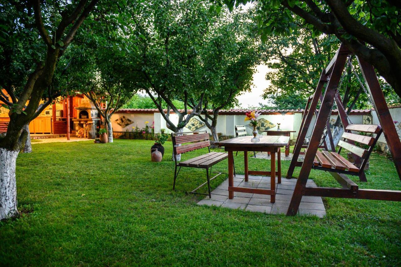 Medi Guest House Sapareva Banya Luaran gambar
