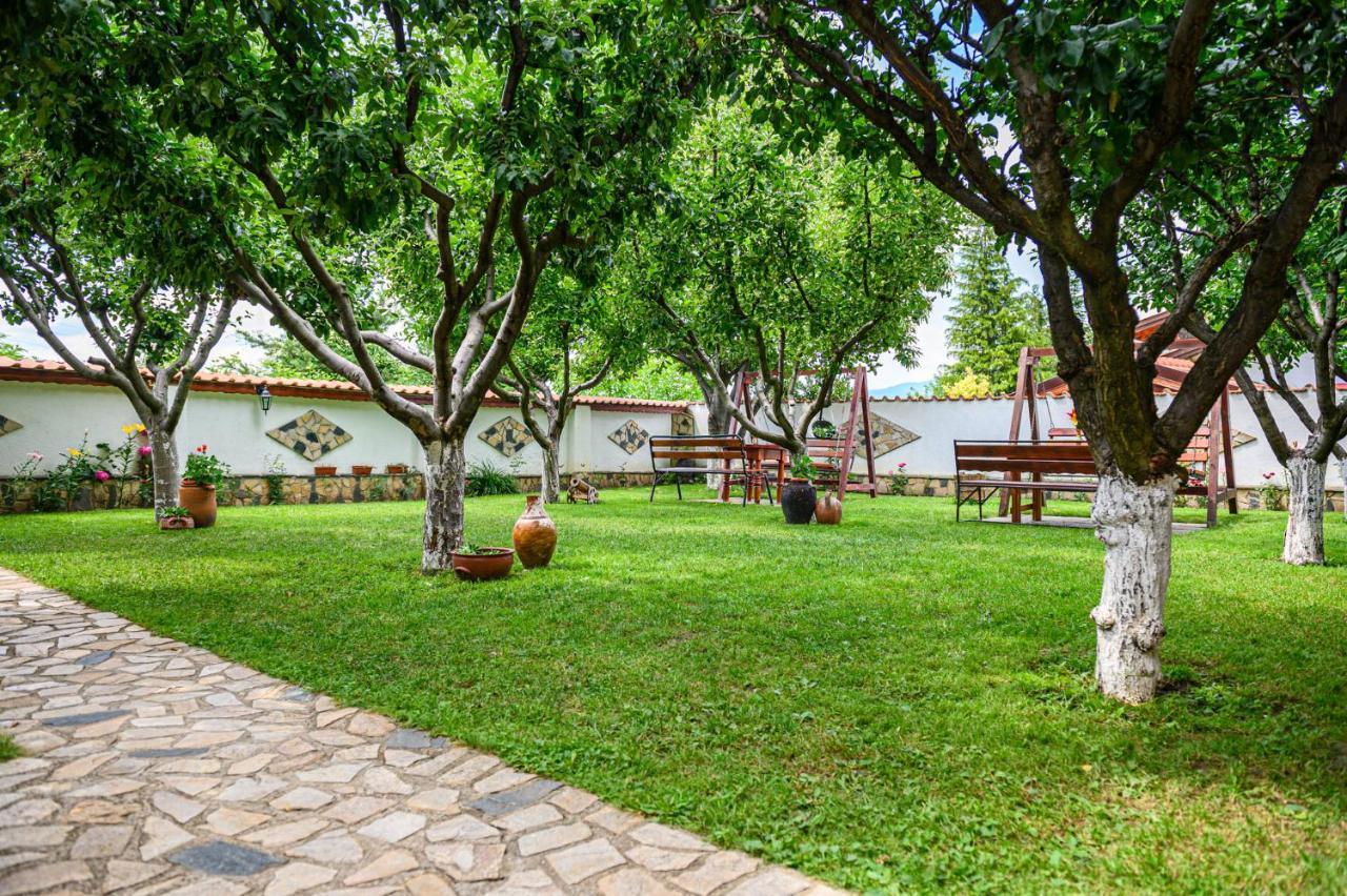 Medi Guest House Sapareva Banya Luaran gambar