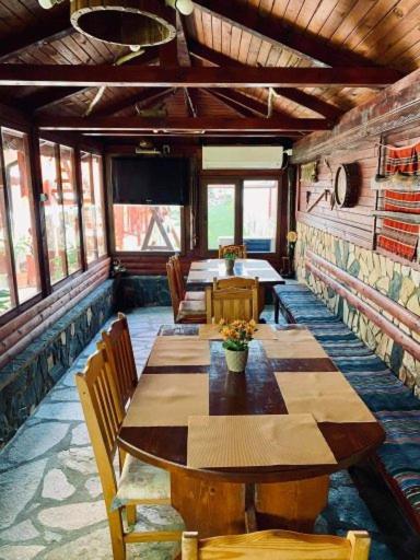 Medi Guest House Sapareva Banya Luaran gambar